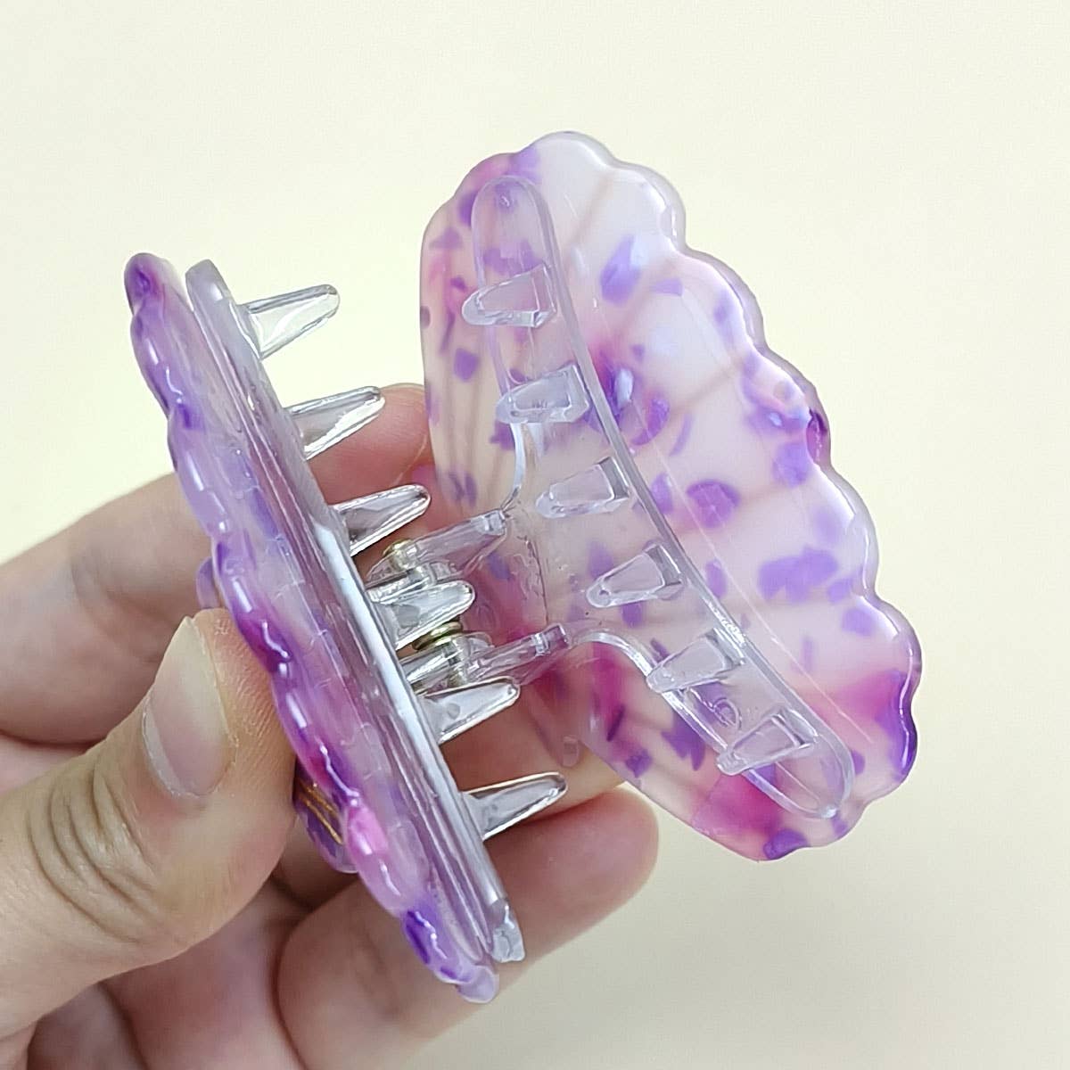 Sally's Hair Clip