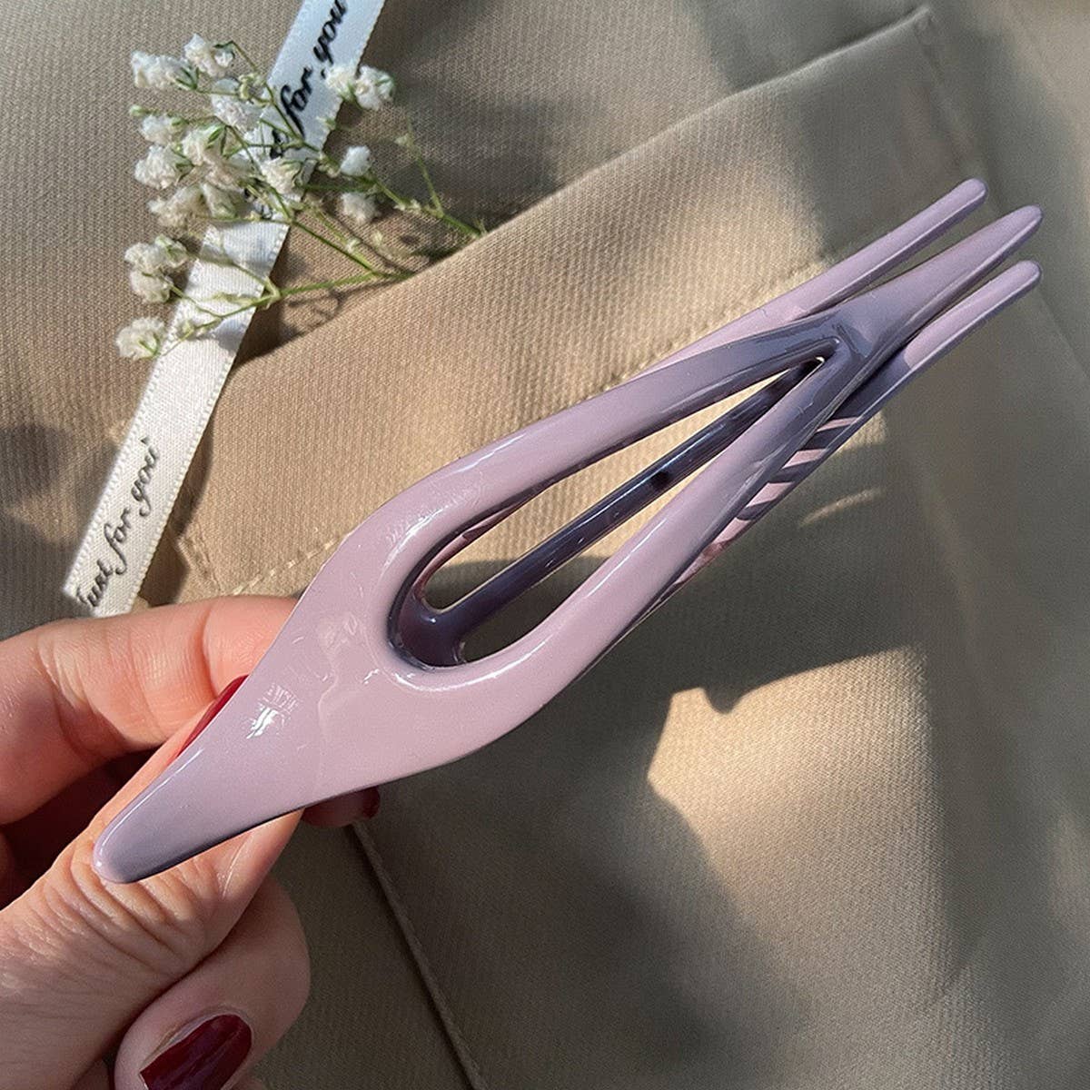 Flat French Clip