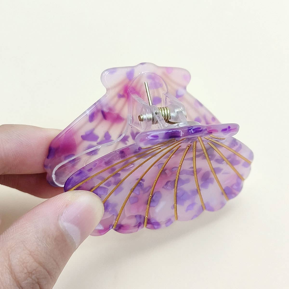 Sally's Hair Clip