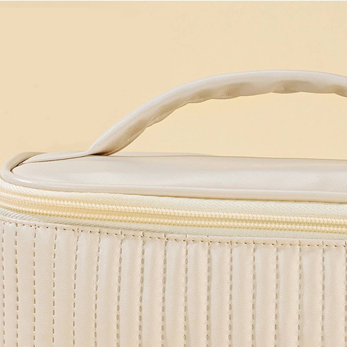 Quilted Oval Make Up Case