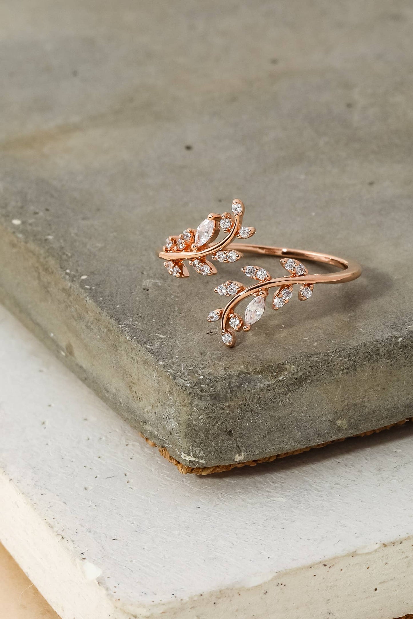 Climbing Vine Ring