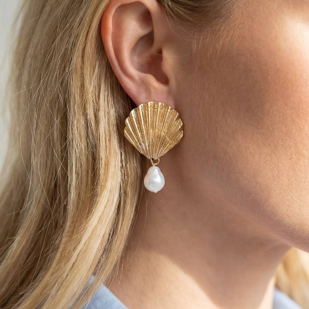 Scallop Earrings
