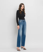 Load image into Gallery viewer, Dreamland Wide Leg Jeans
