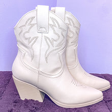 Load image into Gallery viewer, Embroidered Western Bootie
