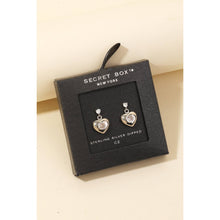 Load image into Gallery viewer, Heart of Gold Earrings
