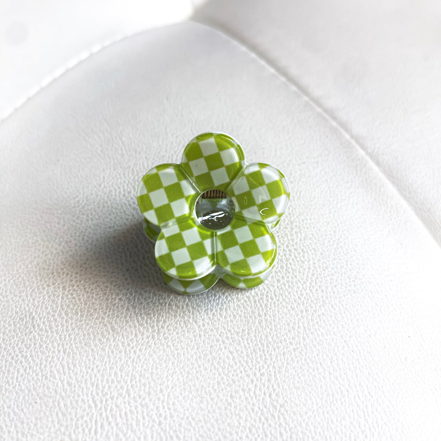 Checkerboard Mini Flower Claw