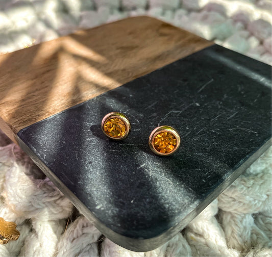 Honeycomb Studs